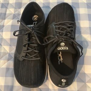 topo Athletic ST-3 Shoe - size 7